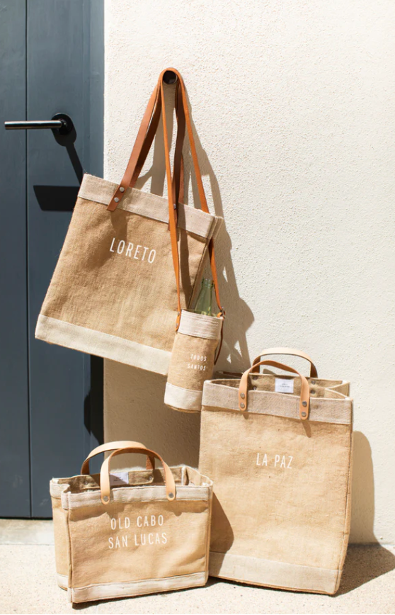An icon, reimagined: the Apolis Market Bag. Globally loved for its effortless style and lasting quality, now ready to carry your brand’s story—recognized, reordered, and always reliable.