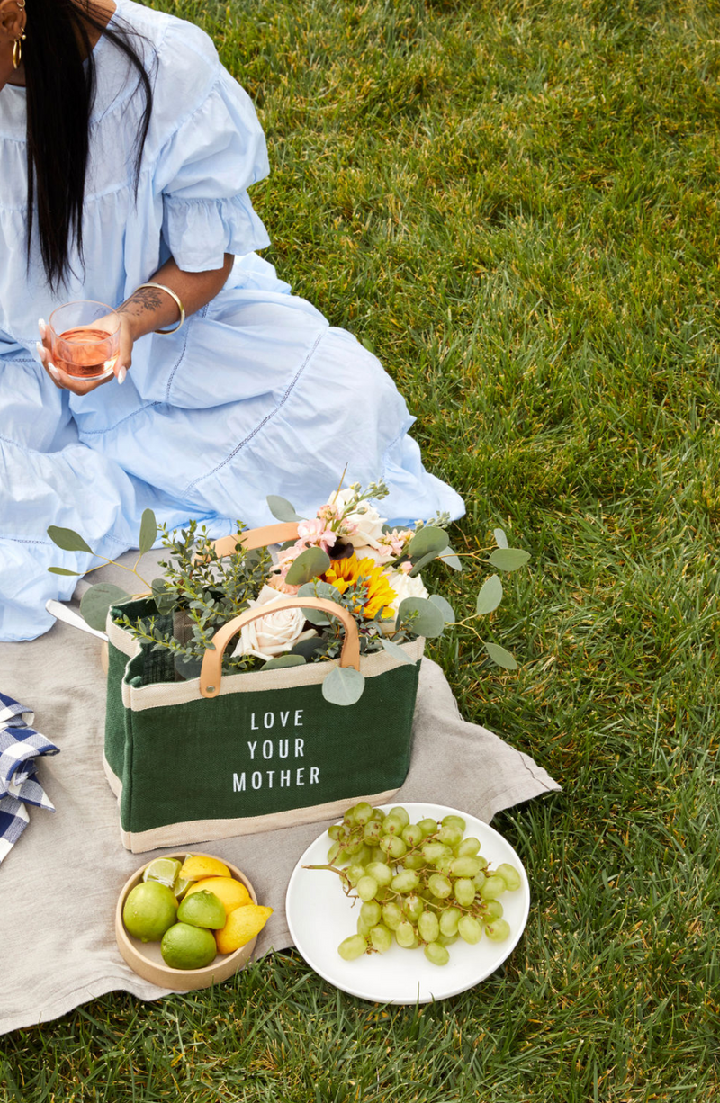 Field Green—versatile and timeless. A seasonal favorite designed to complement autumn collections and drive repeat sales.